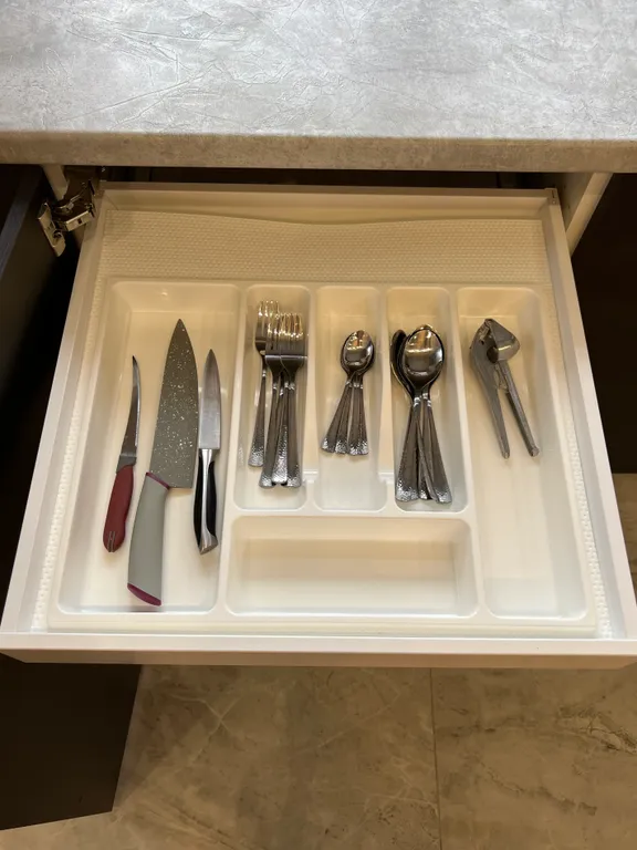 Стильная 3-комнатная квартира с видом на горы