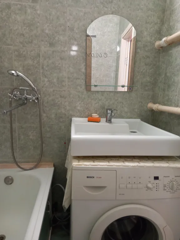 Уютная 2-комнатная квартира с изолированными комнатами в новом доме