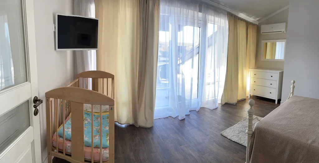 Двухуровневые апартаменты Мандарин парк