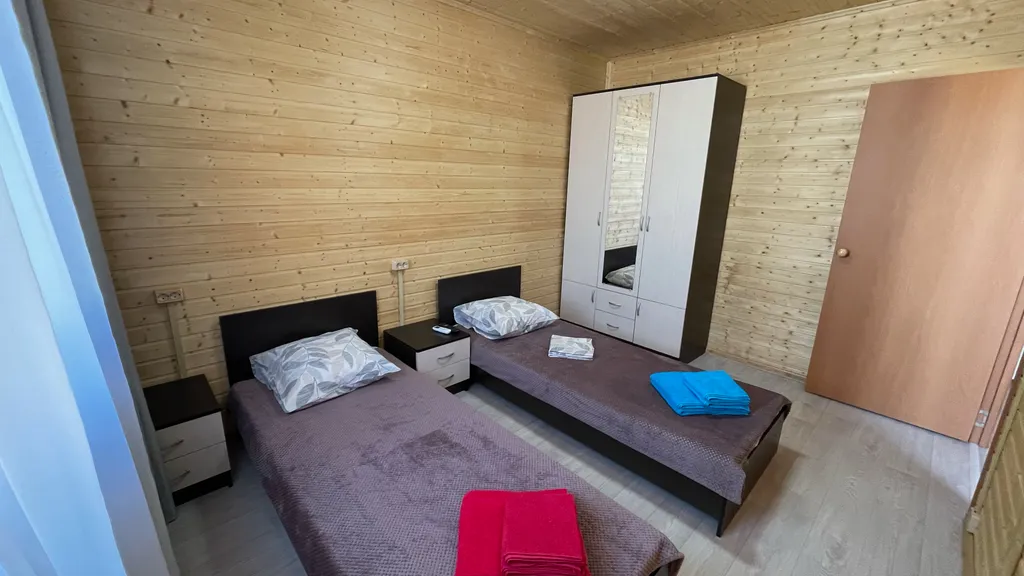 Отдельный домик для семьи с кухней