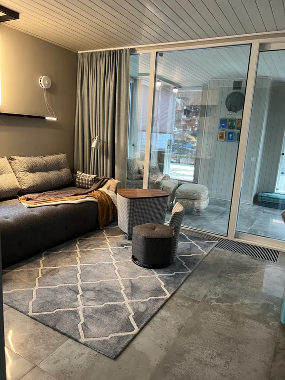 Светелка в доме Куб в кубе с видом на горы