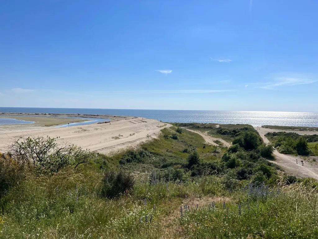 Новая квартира с видом на море