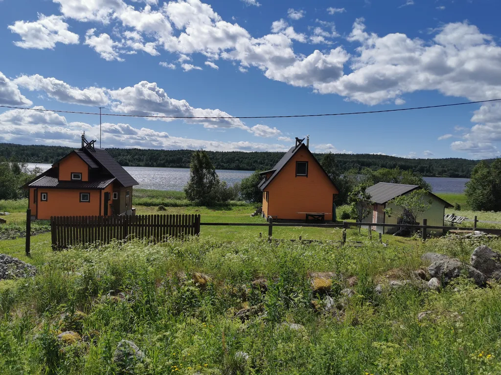 Коттедж Дом на берегу залива Онежского озера в Республике Карелия — аренда посуточно в Медвежьегорск