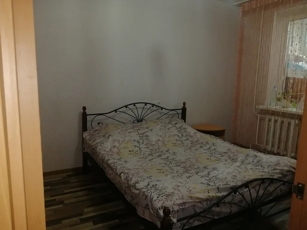 Уютная, светлая, теплая квартира в спокойном районе — аренда посуточно в Лангепас