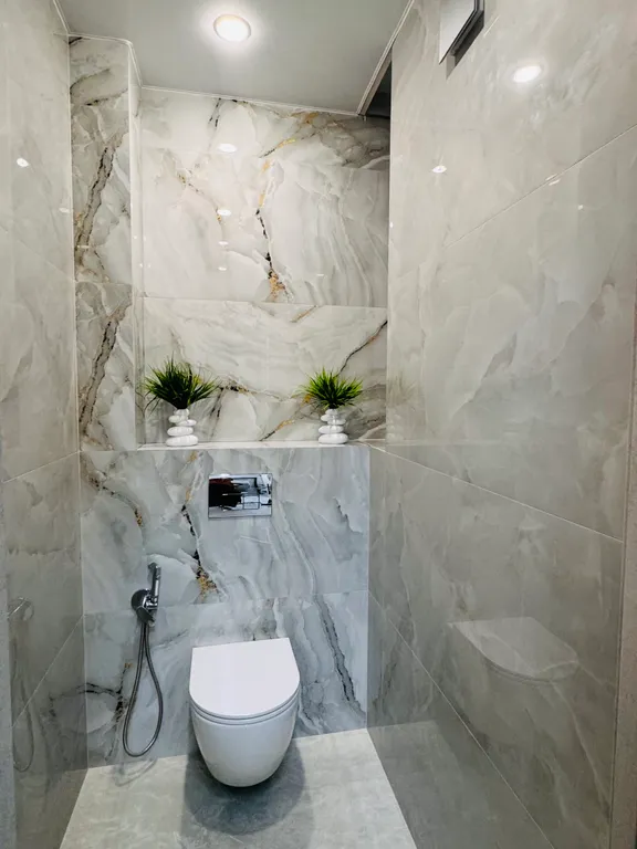 Двухкомнатная квартира с видом на море и горы