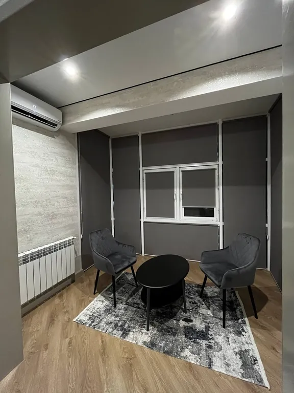 Двухкомнатная квартира с дизайнерским ремонтом