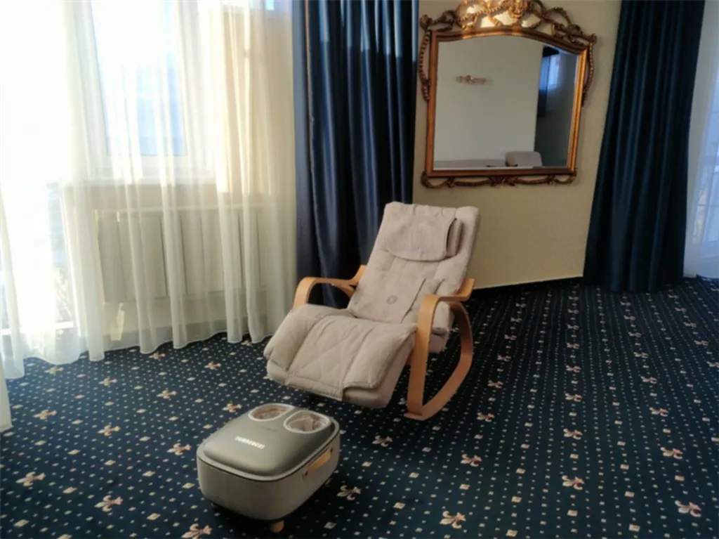 Джуниор сюит с панорамным видом на море (корп.С)