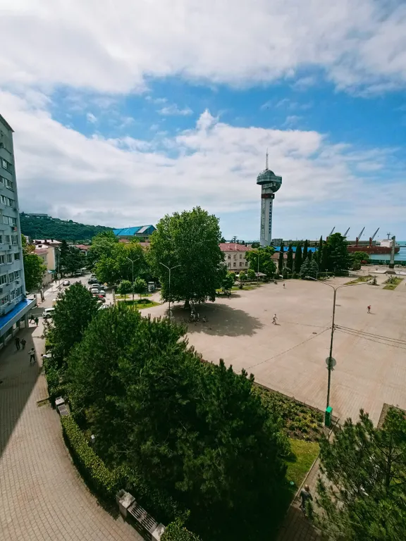 Ретро-квартира в самом сердце города с видом на море