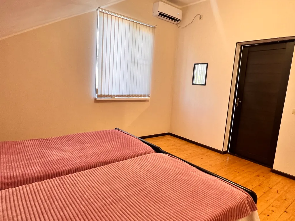 6-комнатный Дом