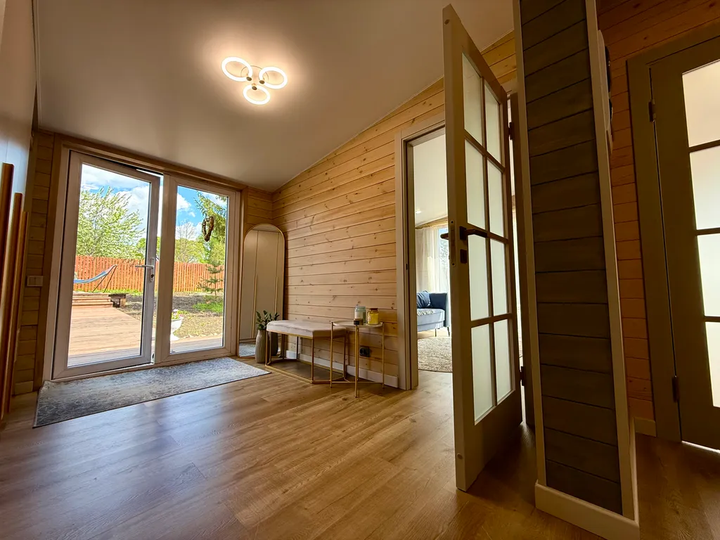 Домик у реки рядом с Екатеринбургом