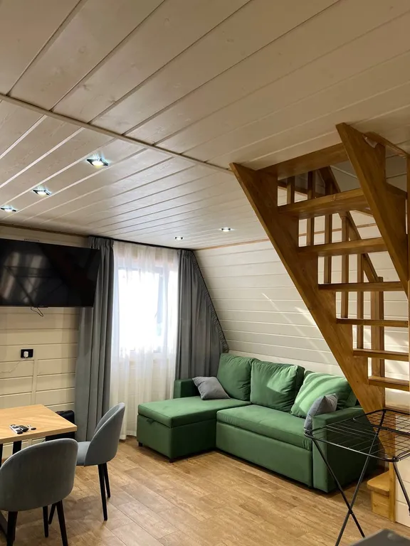 Коттедж Уютный домик с видом на горы — Шерегеш