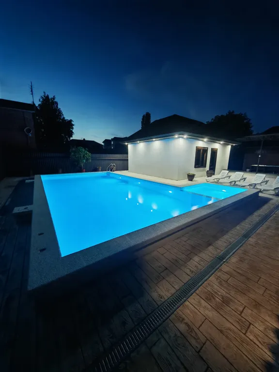 Квартира Светлые апартаменты в центре Витязево — аренда посуточно в Витязево