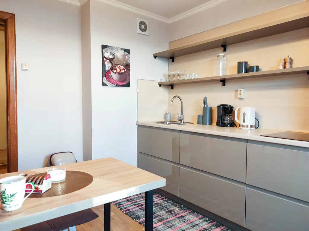 Трёхкомнатная напротив Марий Парка Сеть ЙоХоум