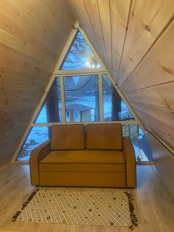 А-фрейм 1 с видом на горы и лес