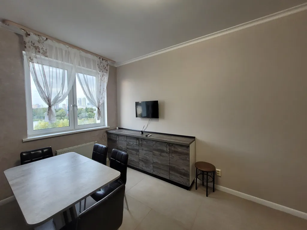 Трешка с видом на залив