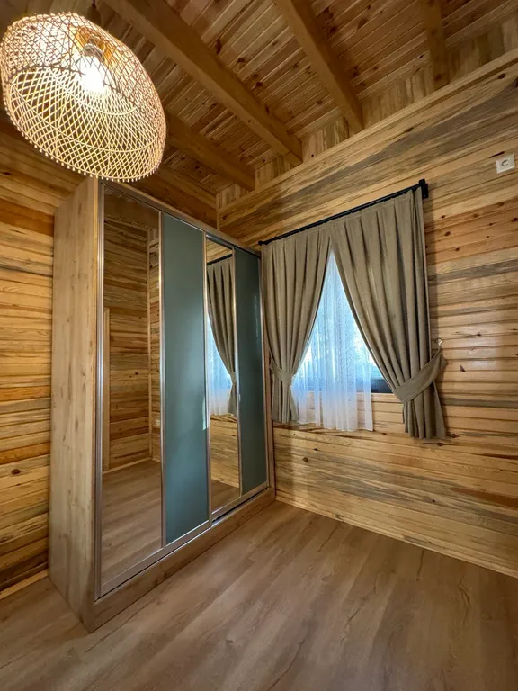 Просторное эко бунгало в сосновом лесу на побережье Турции