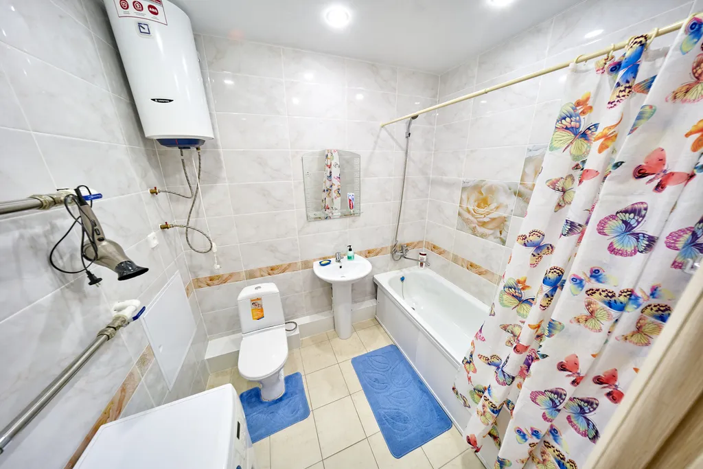 Современная студия с балконом на 21 этаже  в самом центре города