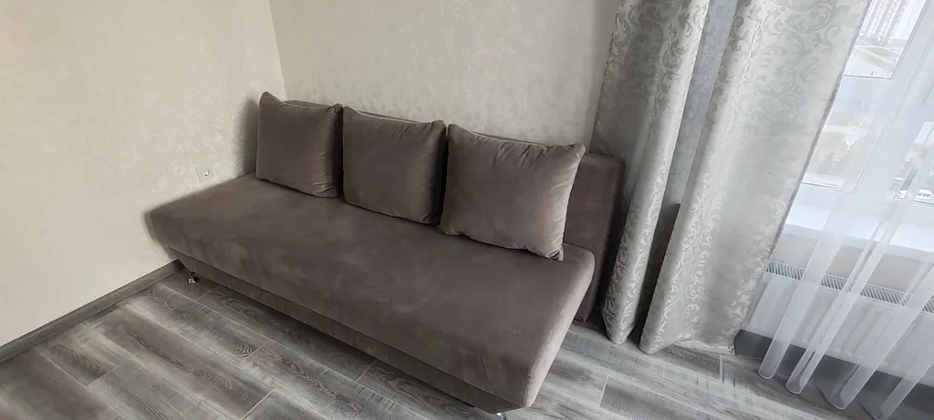 Уютная квартира в новом доме у сквера