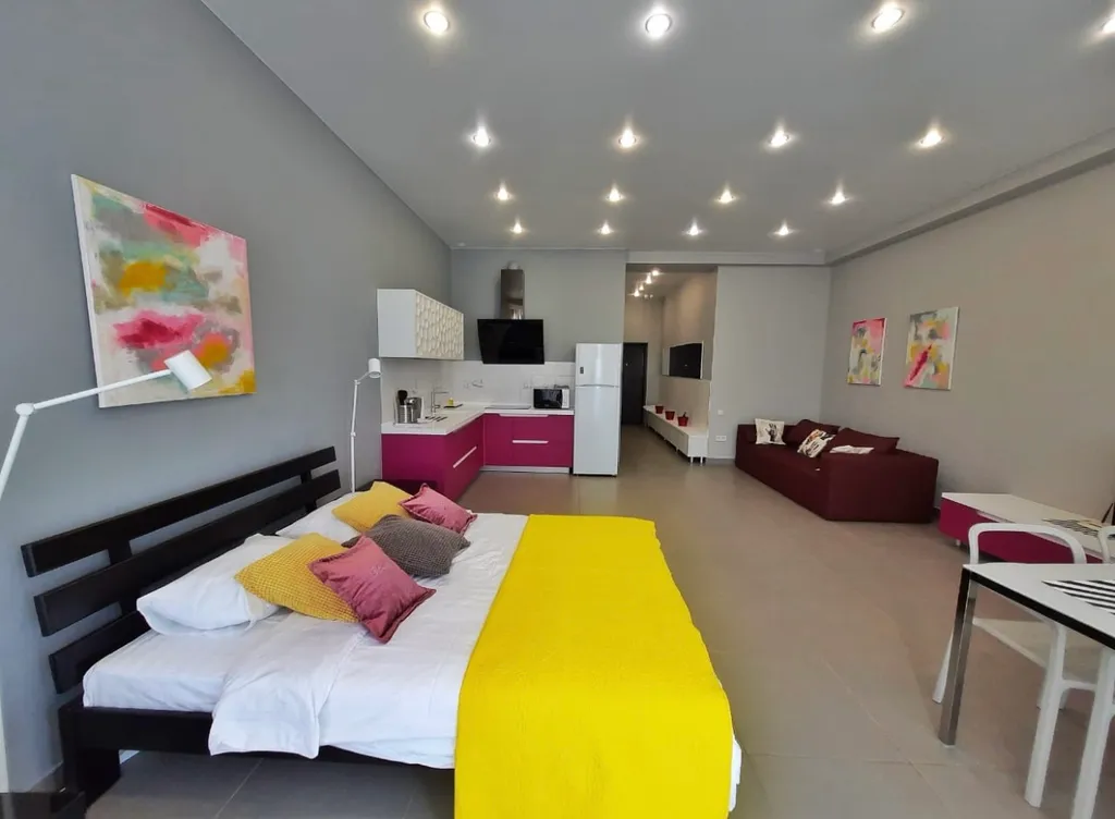 Апартаменты с видом на море на набережной Ялты в ЖК Бригантина