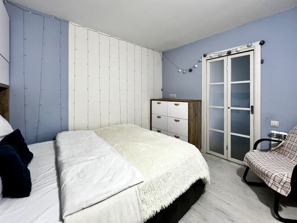 Стильная уютная евро-двушка недалеко от центра травматологии