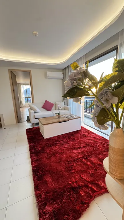 Двухкомнатная квартира у пляжа Камала с рабочим кабинетом, бассейном, залом