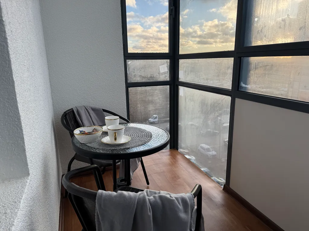 Квартира Квартира с новым ремонтом — Янино-1