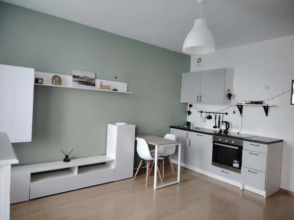 Квартира Большая студия с видом на город — аренда посуточно в Кудрово