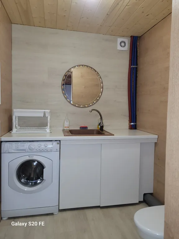 Уютный дом-баня для отдыха семьёй или небольшой компанией