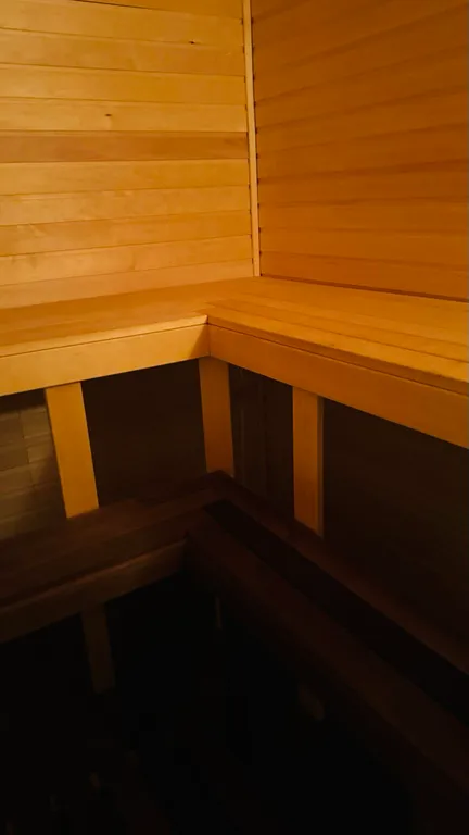 Коттедж Коттедж Гараж — Луга