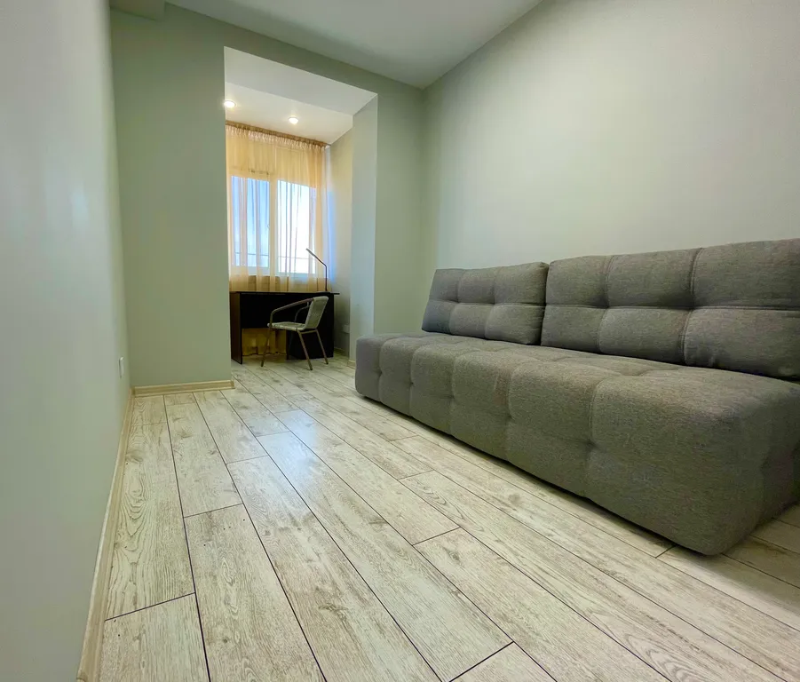 Квартира Квартира у моря, окна и балкон с видом на море и яхт-клуб — Севастополь