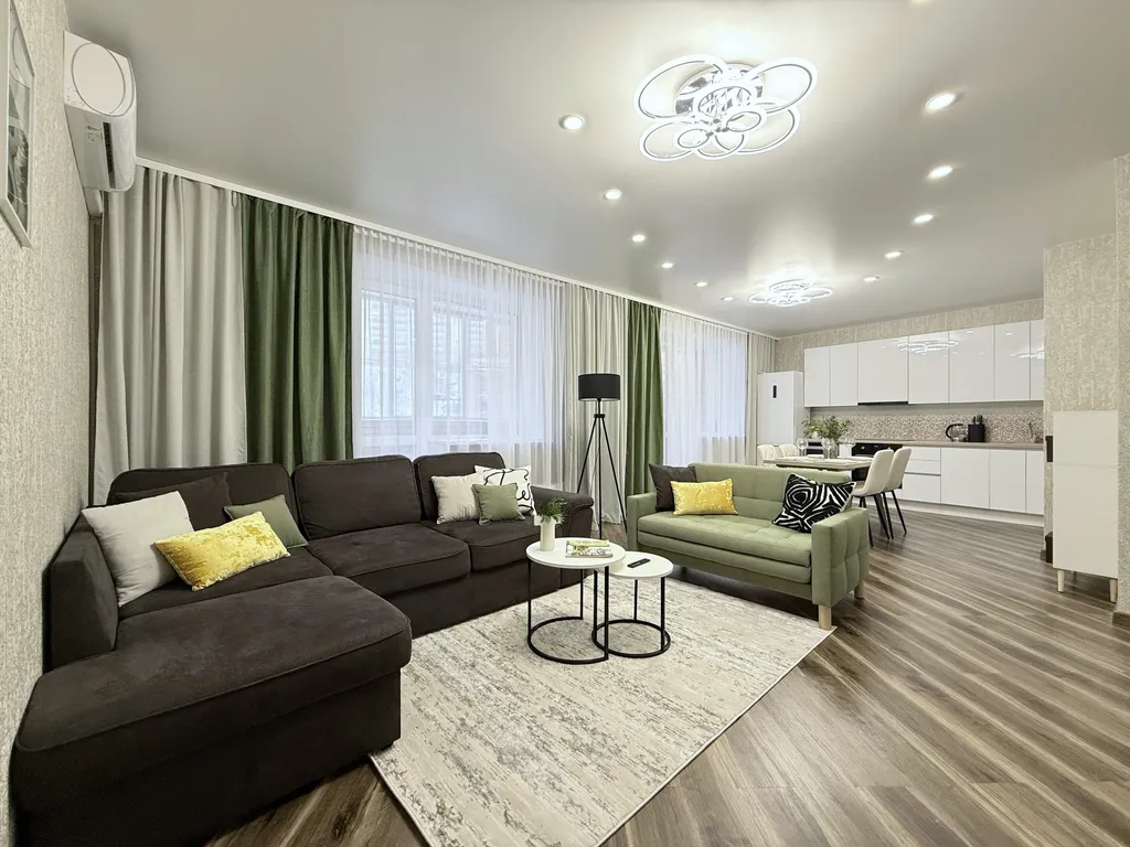 Двушка на 7 человек у нового ЛДС Сибирь-арена