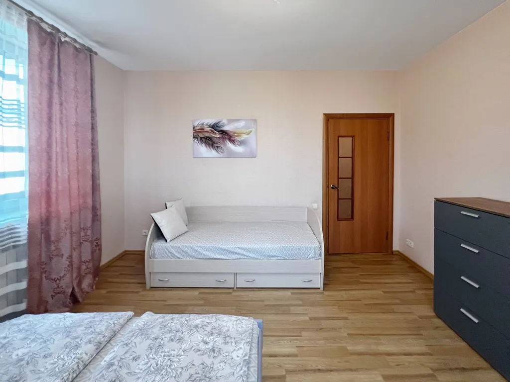 Большая двухкомнатная квартира с изолированными комнатами в районе Выя