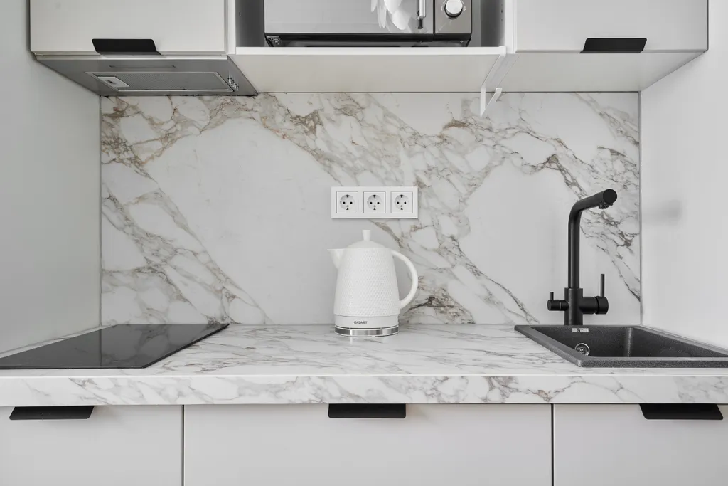 Современные апартаменты с видом на яхт клуб и канал имени Москвы