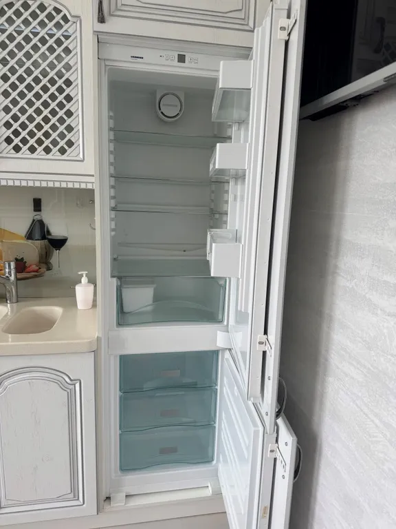 Студия посуточно у метро Чкаловская