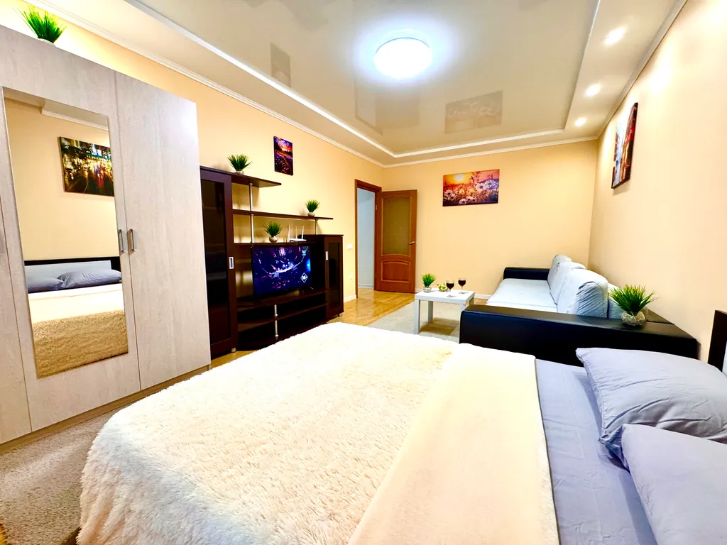 Уютная двушка в центре рядом с набережной реки Волга