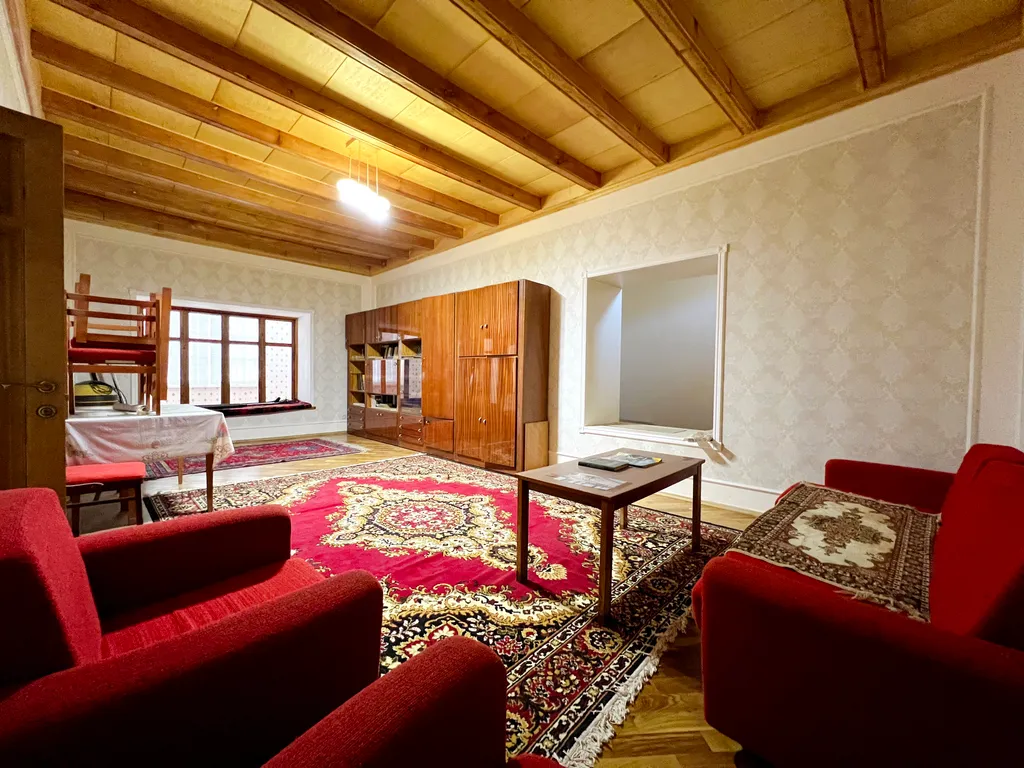 Дом в живописных горах