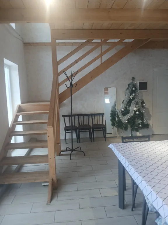 Уютный двухэтажный дом на берегу озера горнолыжный комплекс Кандрыкуль