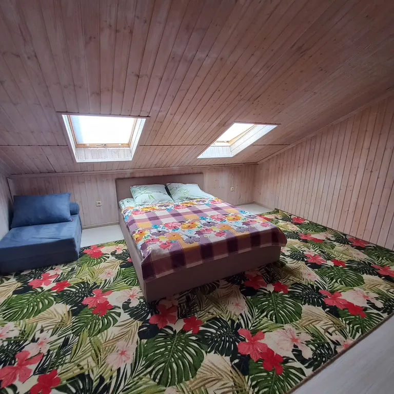 Двухуровневая квартира с видом на море