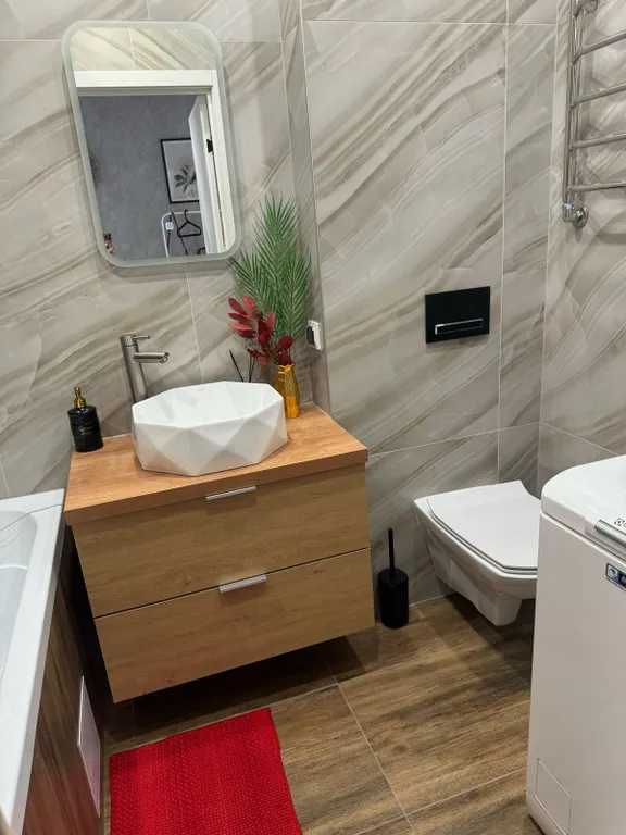 Отличная новая квартира в центре рядом с Титан Ареной