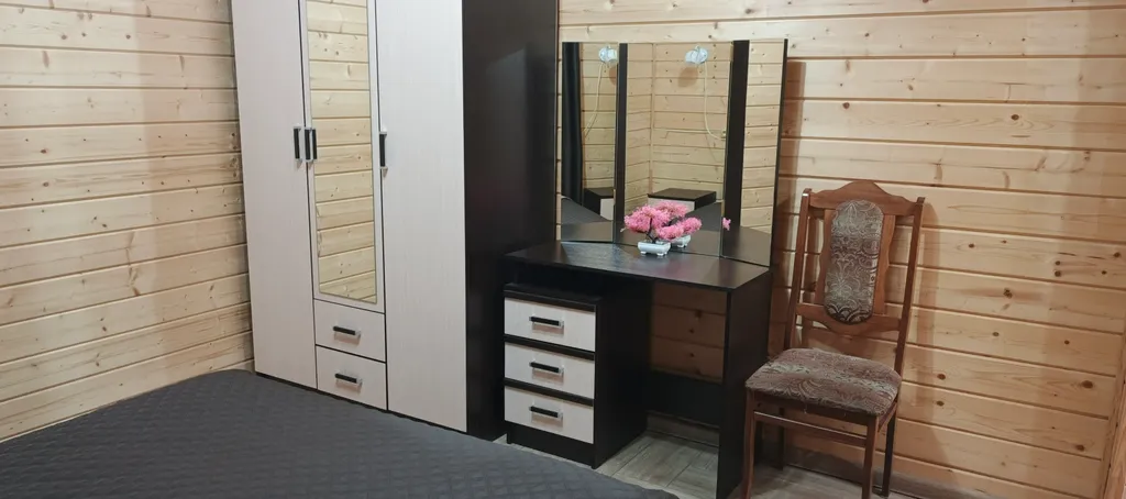 4-комнатный Дом