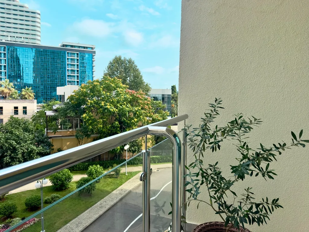 Дизайнерские апартаменты Coral Apart в центре Сочи