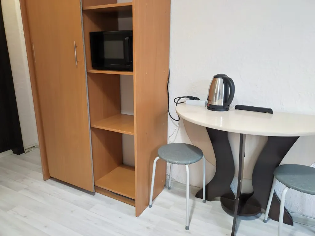 Небольшая студия на Взлетке, ТЦ Планета