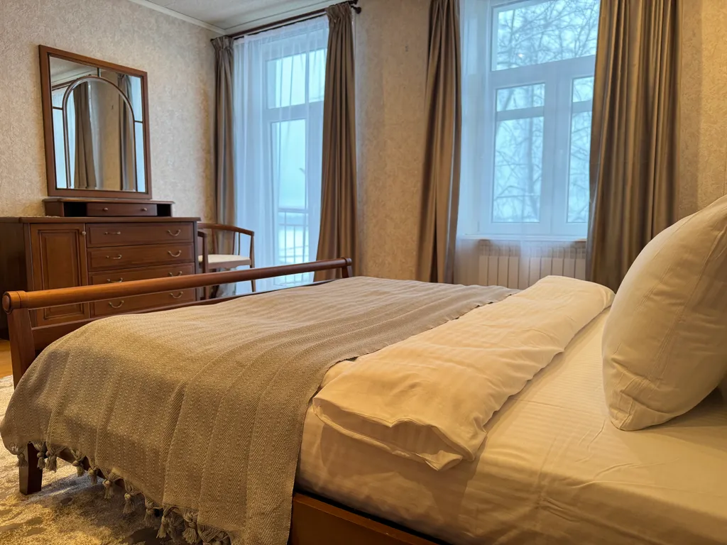 3х-комн, Купеческая роскошь на Набережной, исторический центр