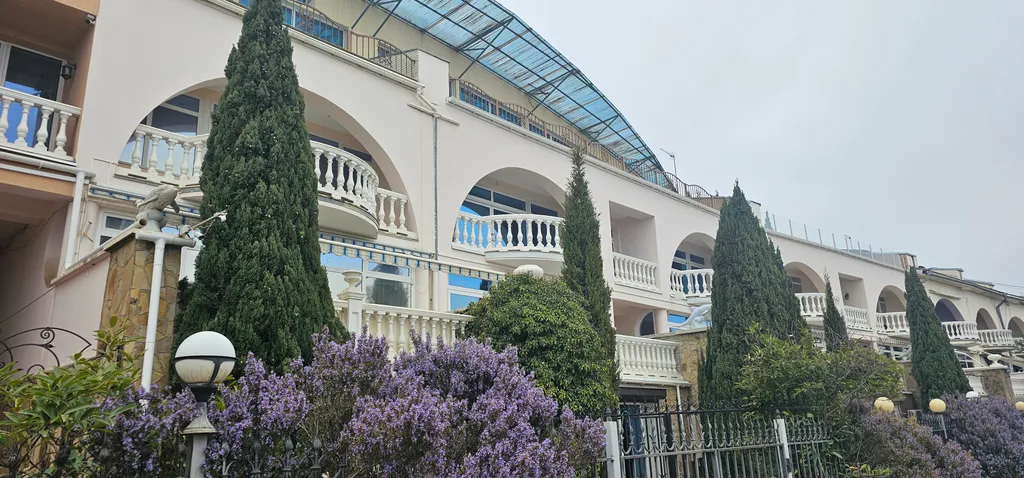 2-х комнатная квартира у самого берега моря