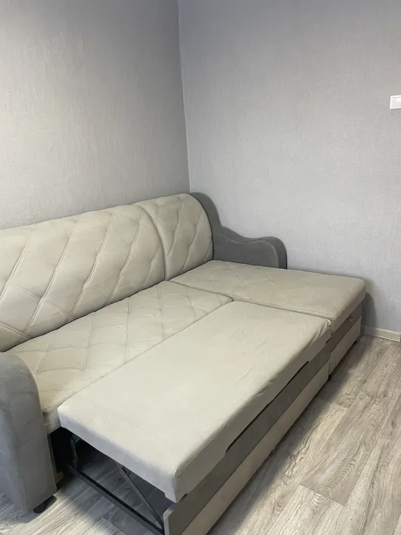 Двухкомнатная квартира рядом с аэропортом Толмачево и Экспоцентром