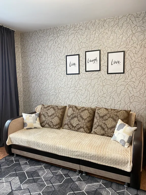 Уютная квартира в Амуре-2 — аренда посуточно в Омск