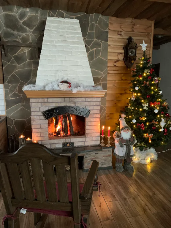 Тихое и комфортное место на берегу реки Лесная