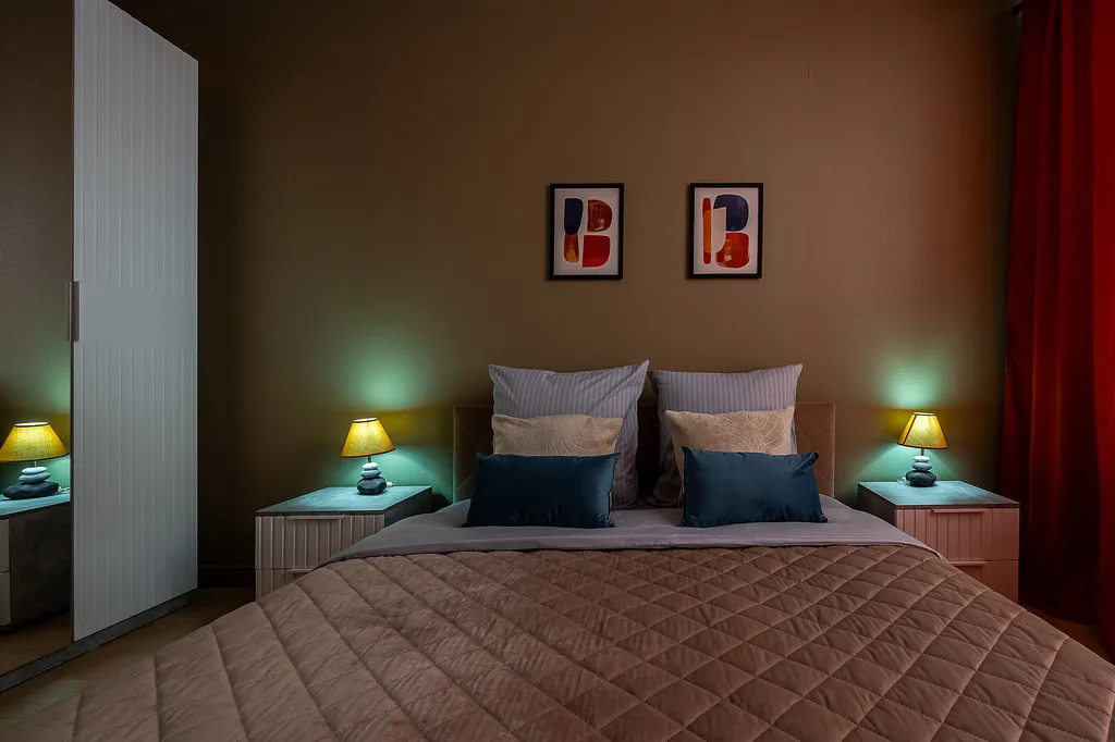 Новая квартира в центре города у метро Горьковская