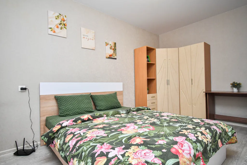 Квартира Просторная квартира возле ТРЦ Планета — Красноярск