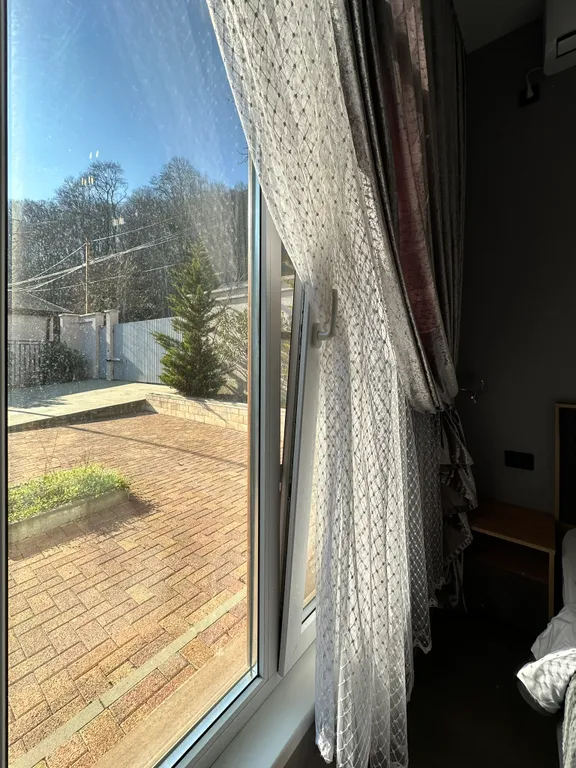 Домик у реки